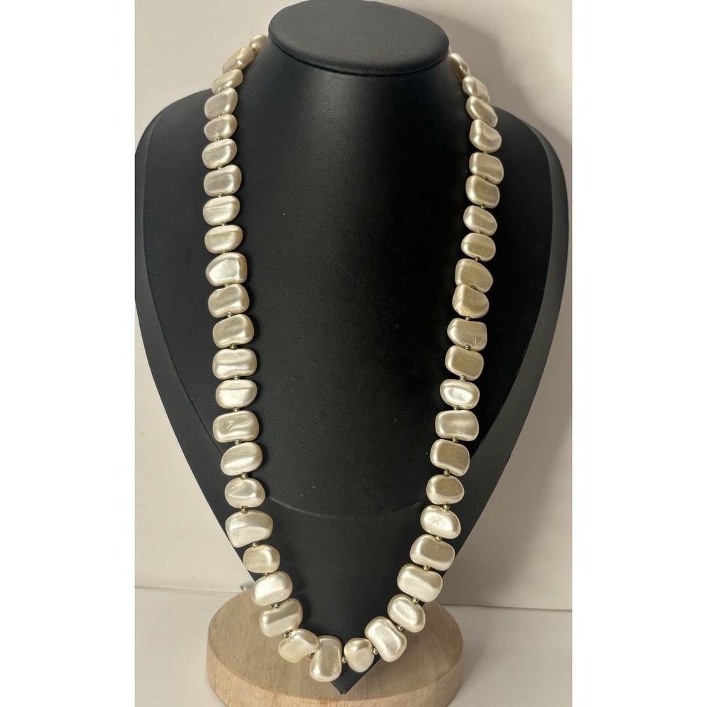 Vintage Pearlized Lucite Nugget Bead Necklace 24" Champagne Cream Retro